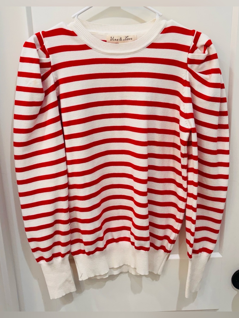Vine & Love Red and White Striped Puff-Sleeve Sweater. Size Small